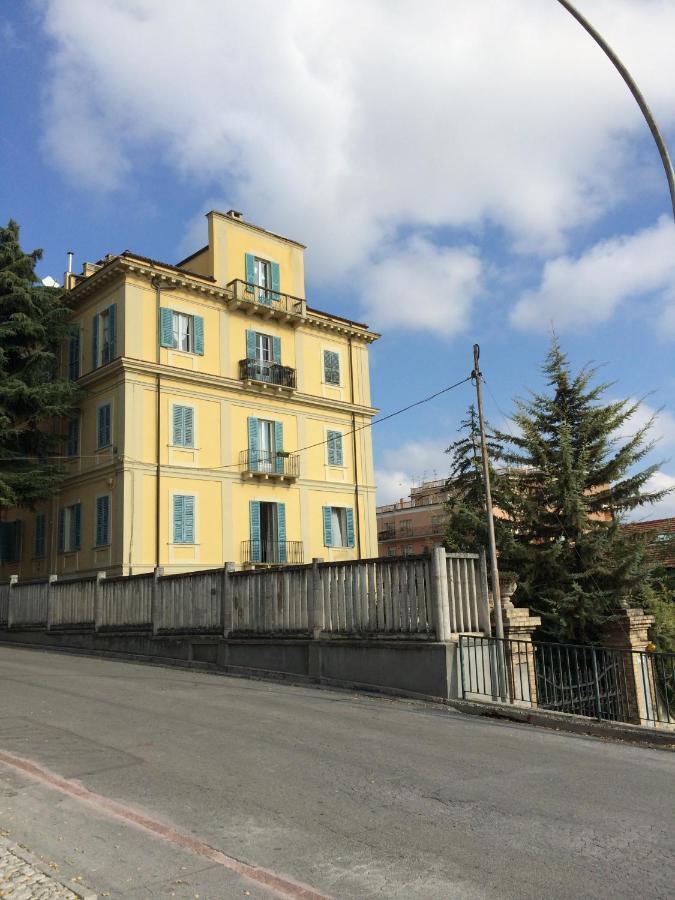 Casa Di Bianca Attico Panoramico A Chieti Centro 아파트 외부 사진